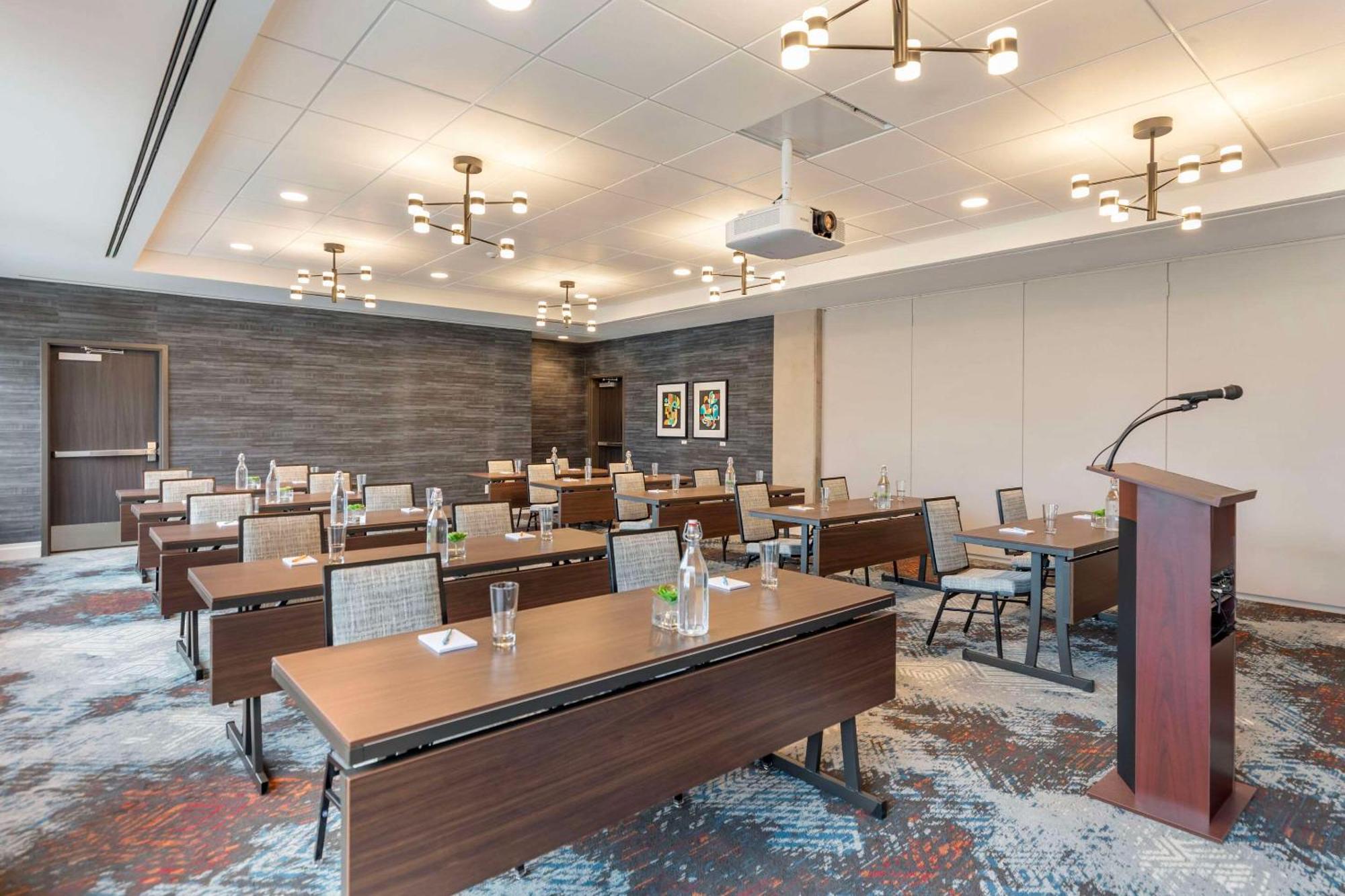 Cambria Hotel Denver Downtown Rino المظهر الخارجي الصورة